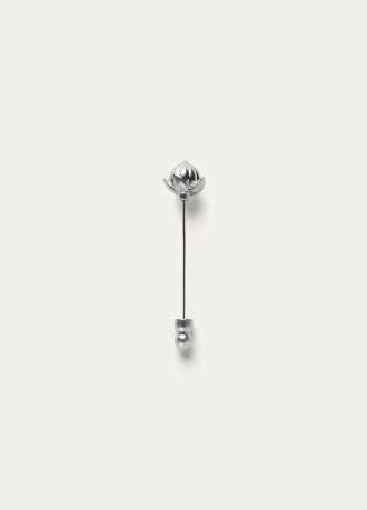 Broche de capullo de flor de lino