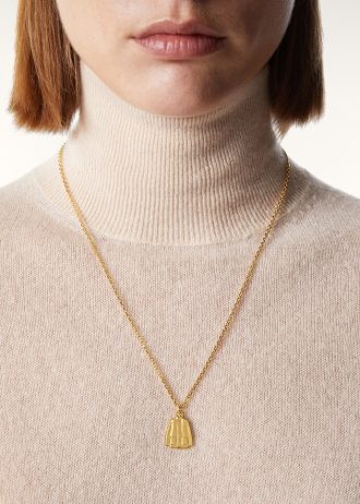 Collar de chaqueta de España