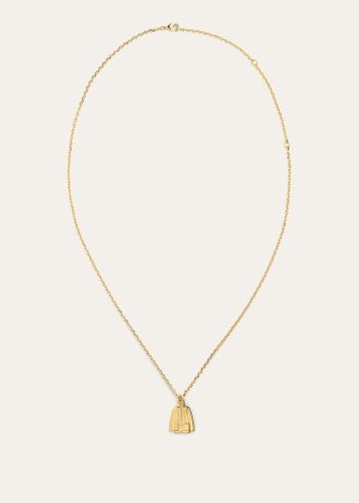 Collar de chaqueta de España