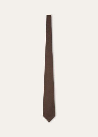 Corbata Yale