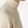 Cuello alto clásico