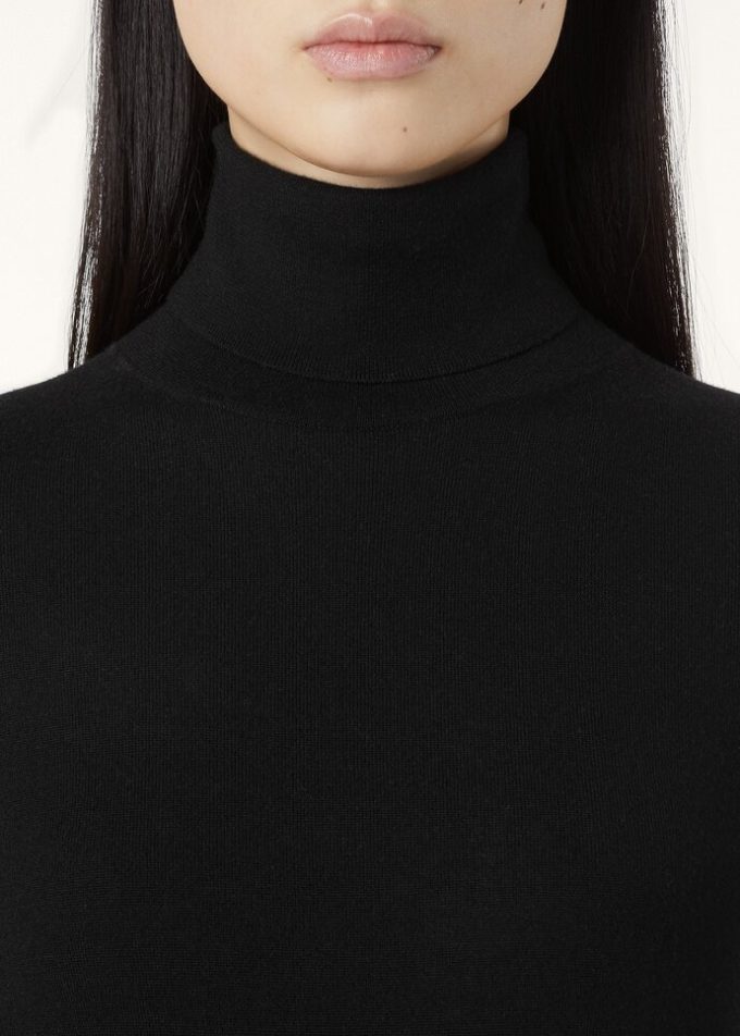 Cuello alto Neo Piuma Cuello alto Neo Piuma