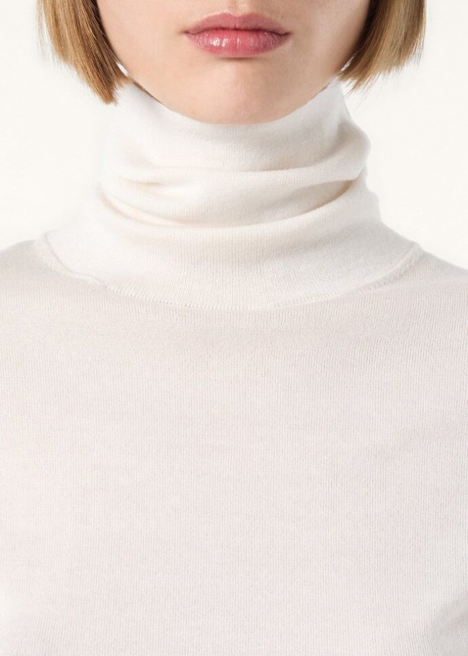 Cuello alto Neo Piuma Cuello alto Neo Piuma