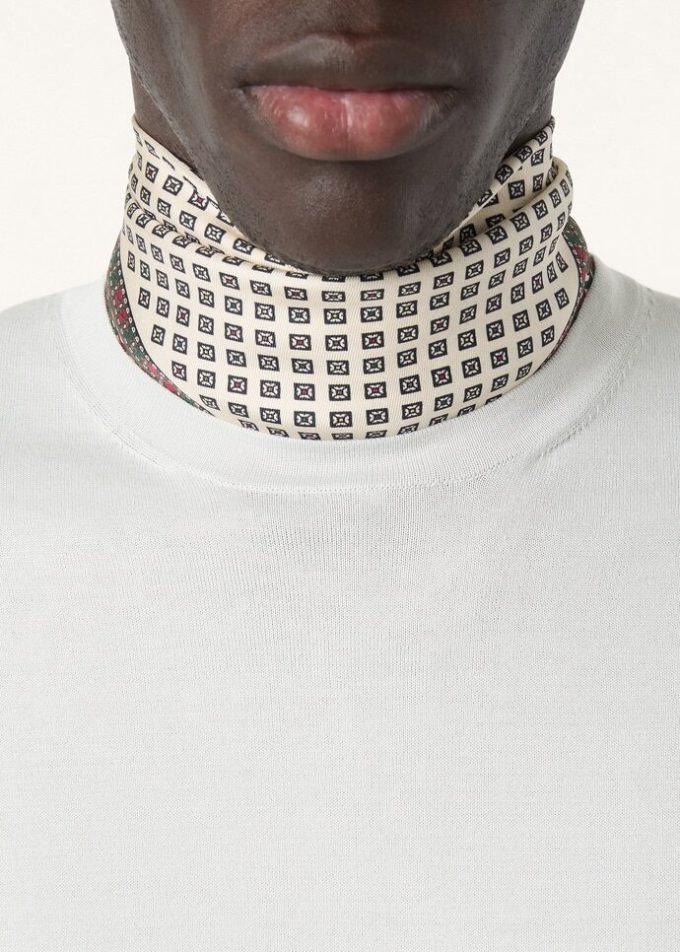 Cuello redondo
