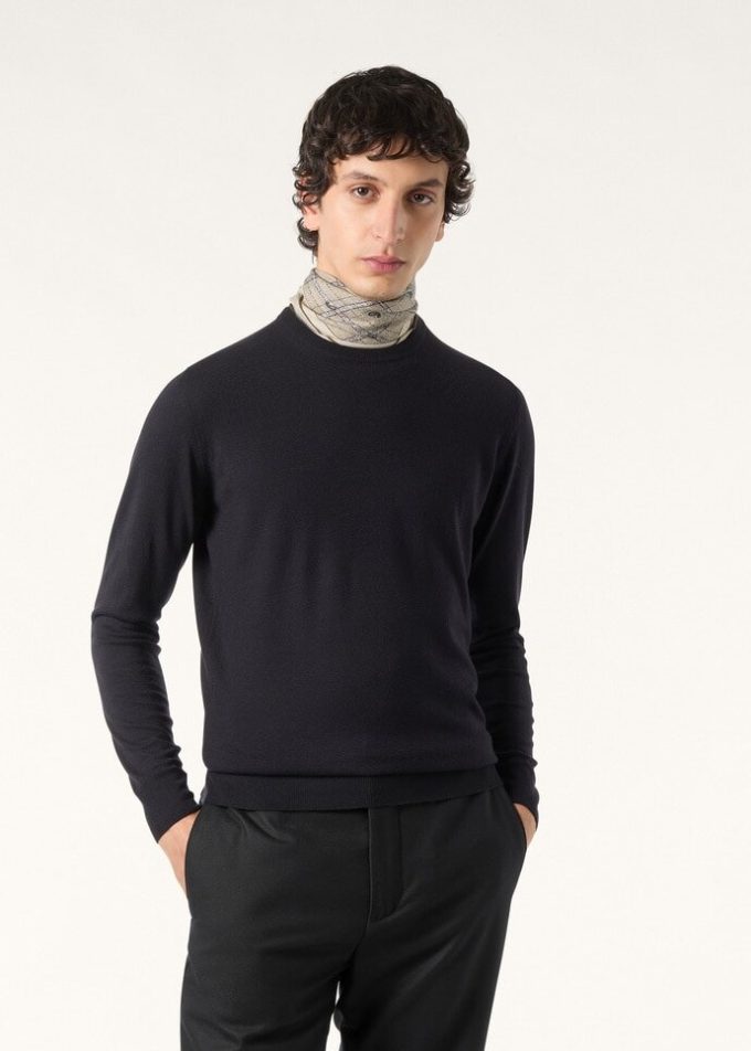 Cuello redondo superligero