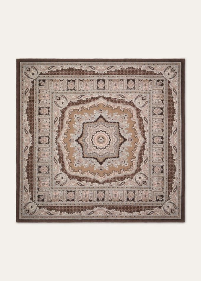 Fular de mayólica floral 90 x 90 Fular de mayólica floral 90 x 90