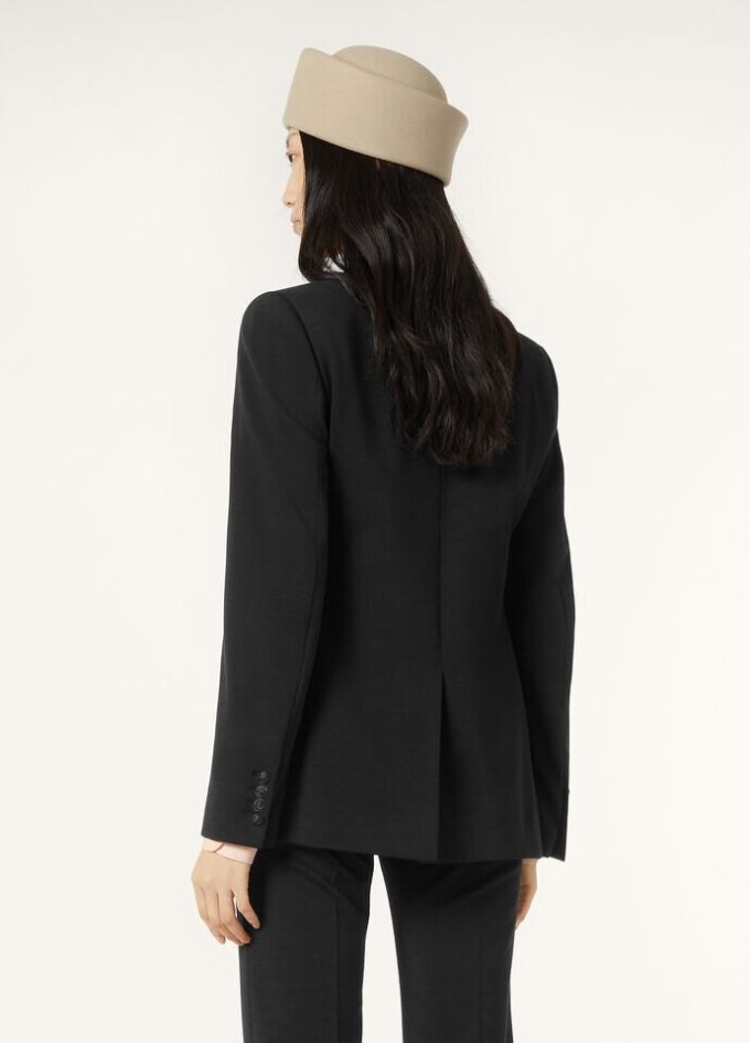Hellen Blazer