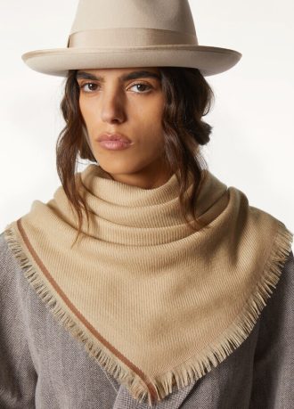 Maxi Carreta Cuatro en Mano