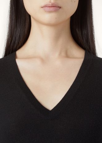 Nuevo Piuma Cuello en V