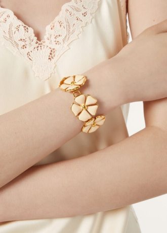 Pulsera de flores de lino florecientes